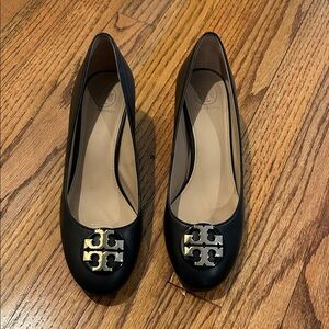 Tory Burch Black Leather Ballet Flats with Gold Logo